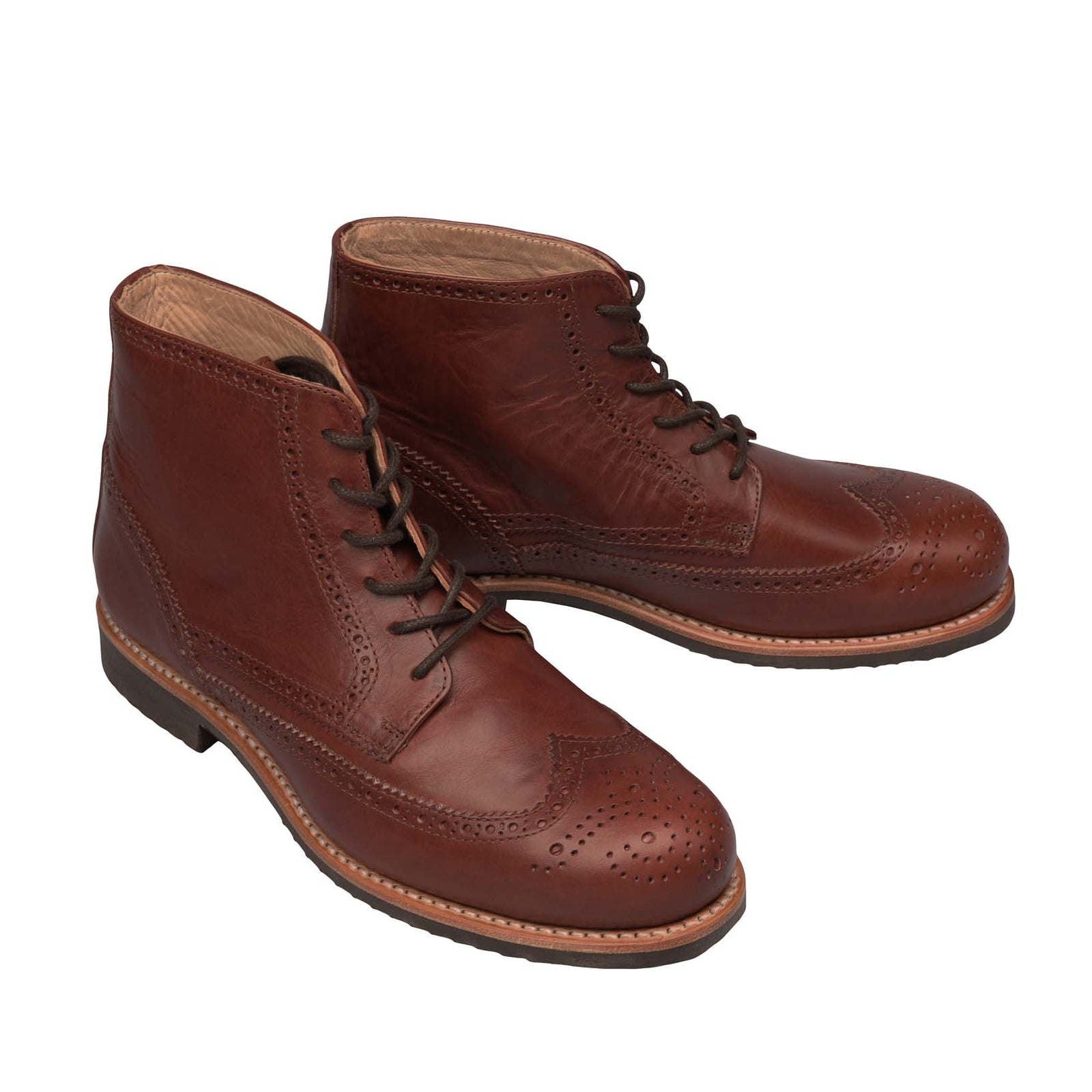 Pioneira-desenrasco-Conrad Hasselbach Shoes & Garment